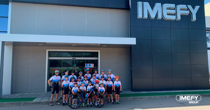 Imefy patrocina a la Escuela Ciclista Los Yébenes a fin de ofrecer a la juventud los medios para desarrollar su disciplina de la mejor forma